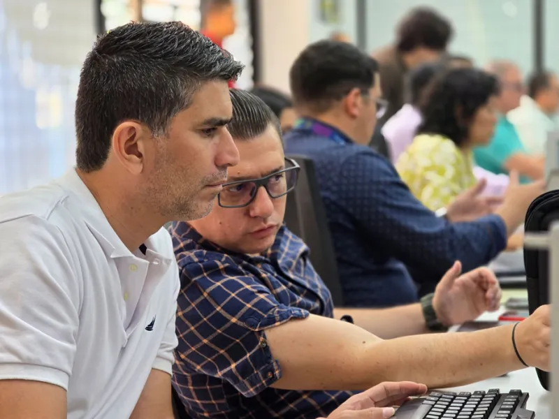 La inteligencia artificial como aliada estratégica en los negocios y la academia La inteligencia artificial como aliada estratégica en los negocios y la academia
