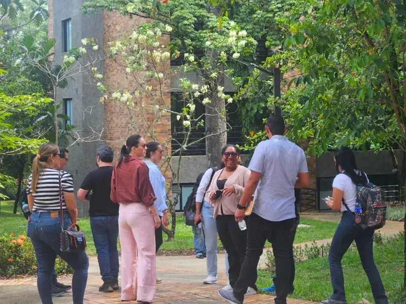 Estudiantes de Honduras visitan la Javeriana Cali